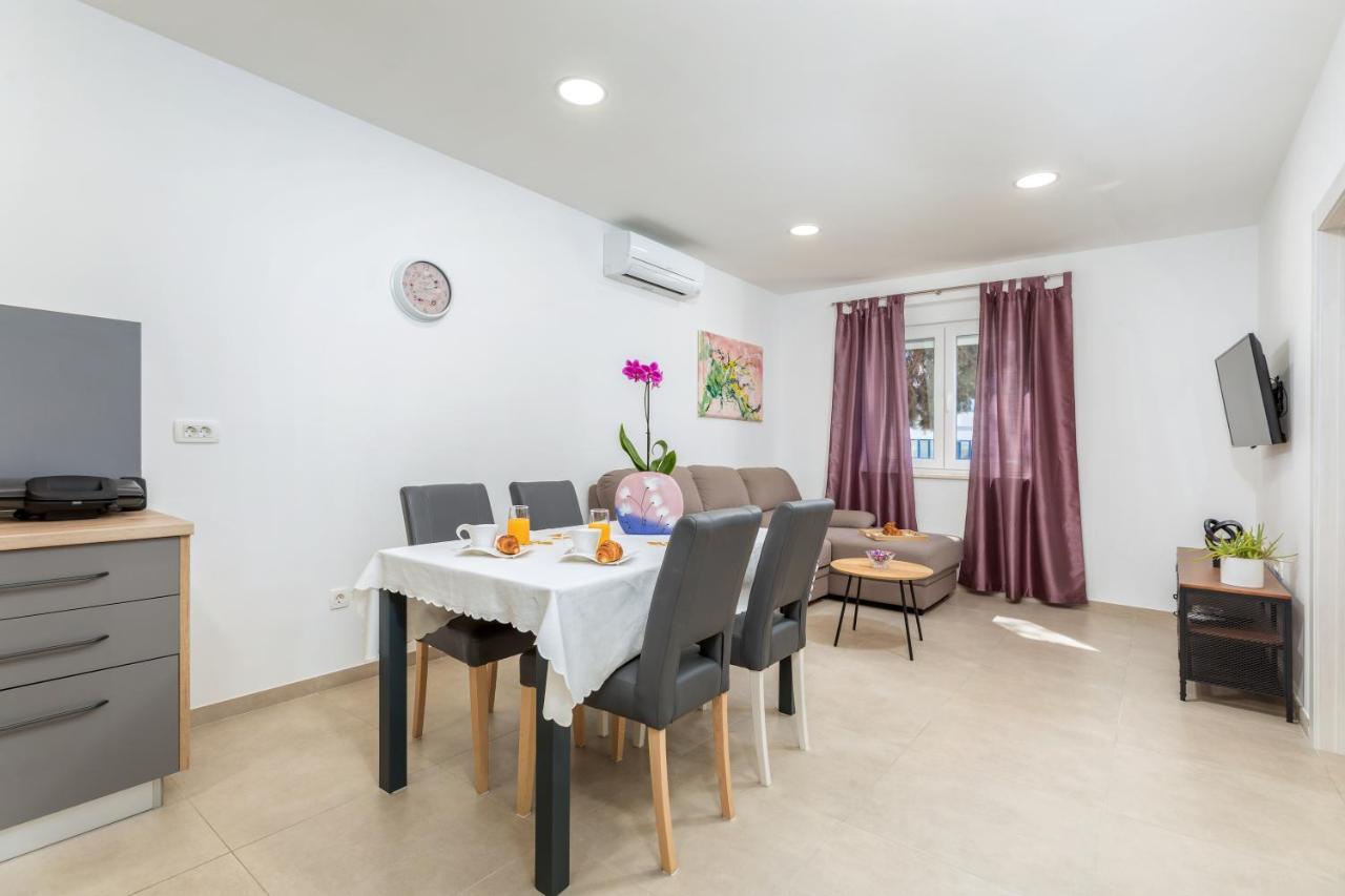 Apartment Lorilu Пула Экстерьер фото